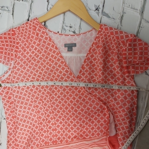 ANN Taylor Wrap 100% Silk Top - Picture 8 of 10